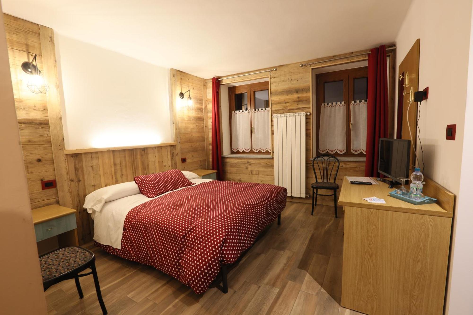 Hotel Sport Ceresole Reale Exterior photo